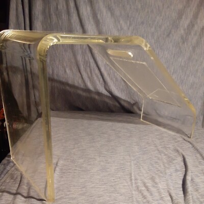 MID CENTURY MODERN CLEAR .75 IN THICK ATOMIC LUCITE SPACE AGE ACRYLIC FOOTSTOOL 