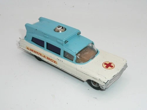 Corgi  437 Superior Ambulance on Cadillac Chassis