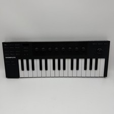 Native Instruments Komplete Kontrol M32 USB M...