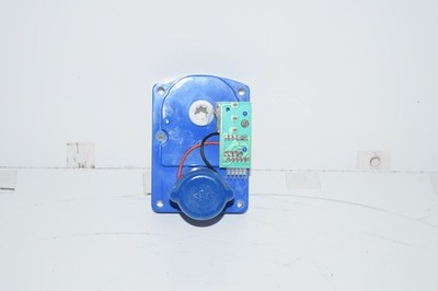 SEAGA HY900,  N2G4000 COMBO MACHINE ELC920 BLUE SNACK VEND MOTOR - Used