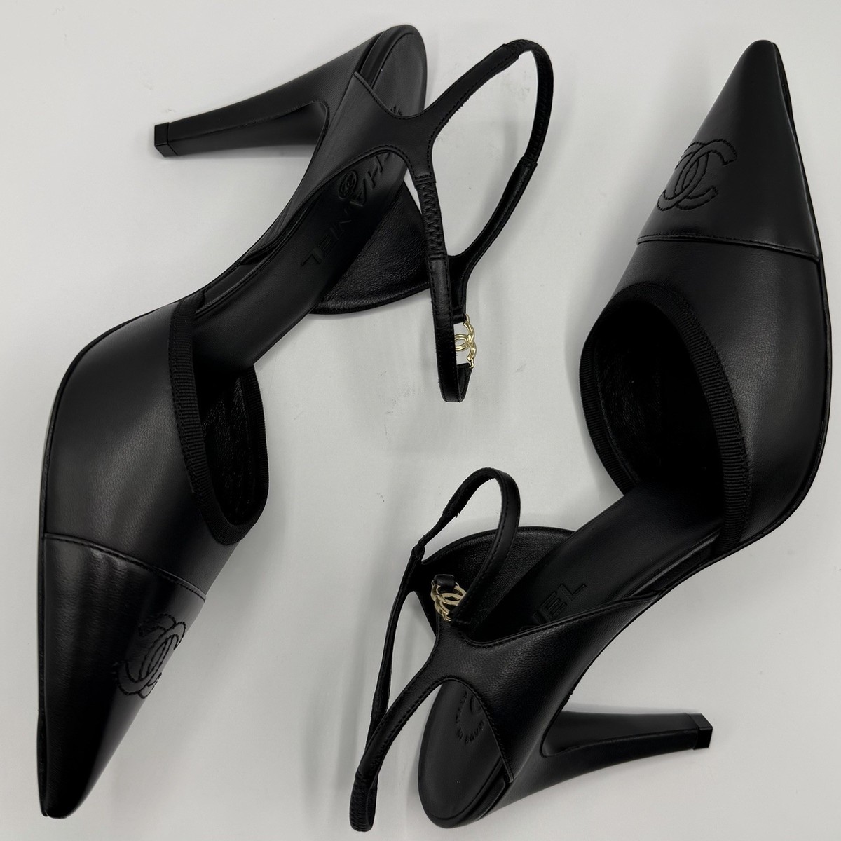 NEW CHANEL 26P Black Lambskin Leather CC Logo Pointed Toe