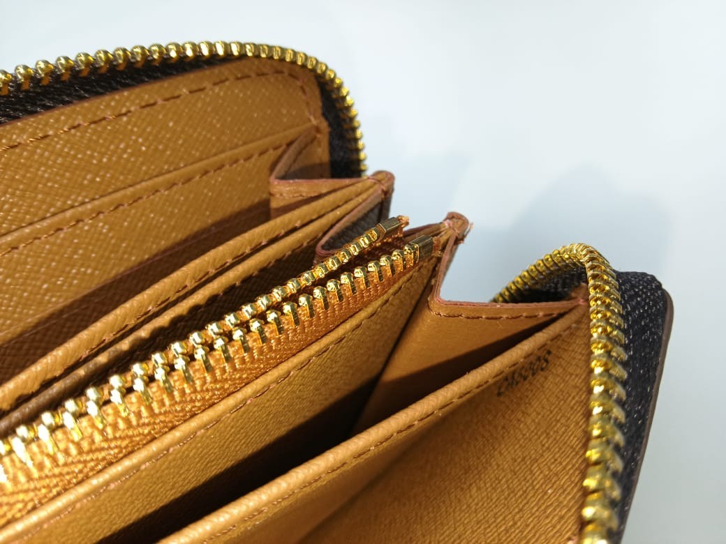 Louis Vuitton Monogram Zippy Long Wallet Round Brown W/Box