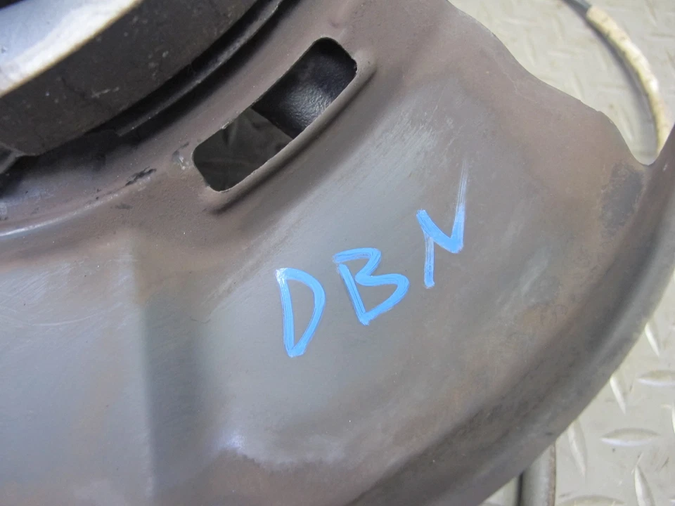 08-13 BMW E82 E88 135i Tracción trasera izquierda eje nudillo rueda cojinete OEM Foto 2 de 4