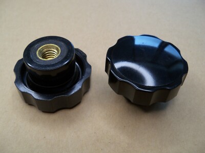 Plastic Fluted Knob - 1-3/4'' diameter w/ 3/8'' Insert - Clamping Adjusting Star