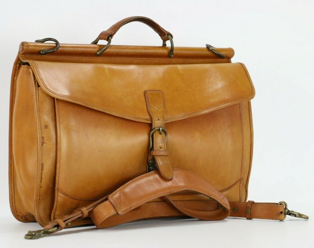 L.L. Bean Vintage Leather Travel Briefcase Laptop Messenger Bag eBay