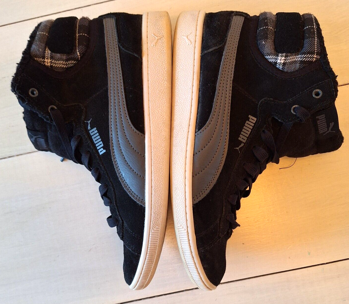 Puma Vikky Womens Mid Top Sneaker Shoe Athletic Trainer Black