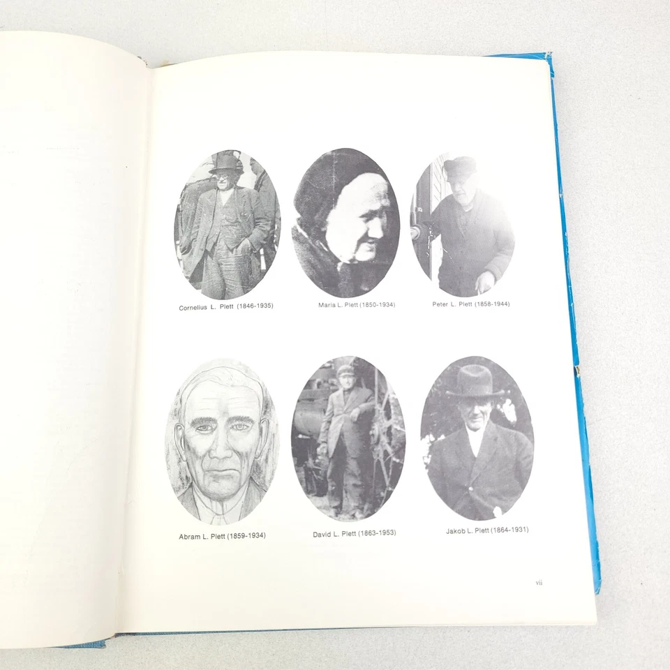 Huge Lot 16 Mennonite Books, Settlements, Catechism, Theology, Antique & Vintage - Image 4 of 4