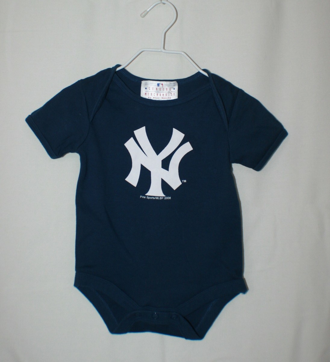 NY Yankees Baby Gift Newborn Blue White 0-6M Pine Sports Genuine 3