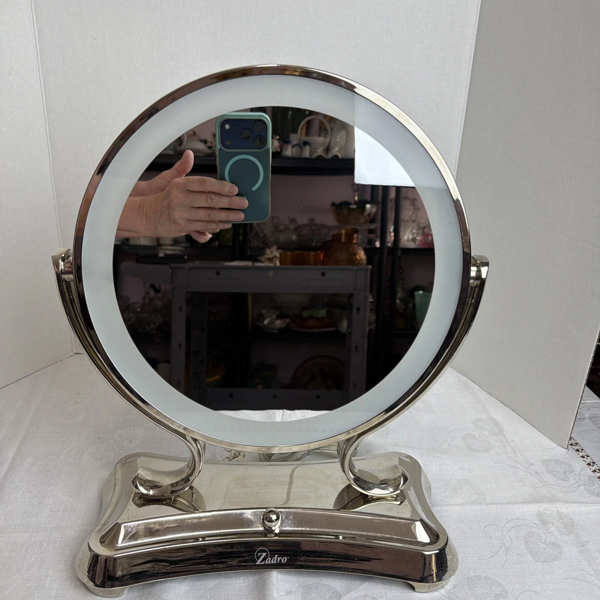 Zadro Glamour Fluorescent Lighted Magnifying Makeup Vanity Mirror GLA75 5x 1x