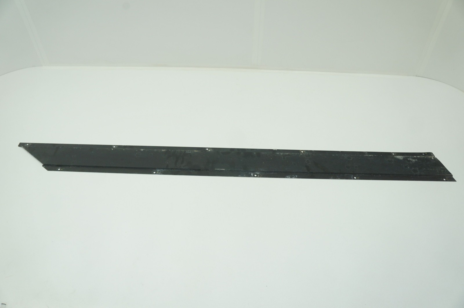 Left Cable Channel Trim Cover Panel OEM 51717110889 Rolls Royce Phantom Vii 2006