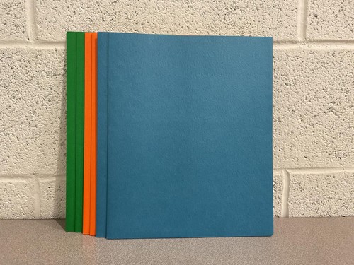 Roaring Springs 2 Pocket Blue, Green, And Orange Folders #50202 Pack Of ...