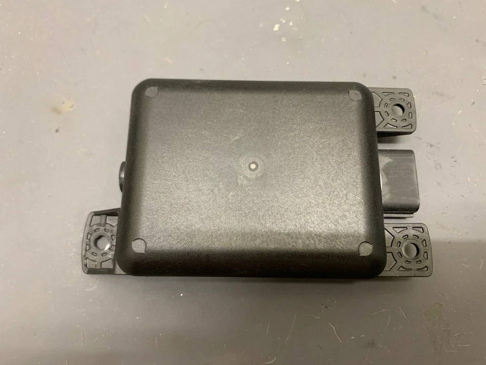 2020 Chevy Traverse RH Blind Spot Monitor Radar/Lane Change Assist 6PZ93469226 - Image 2 of 3