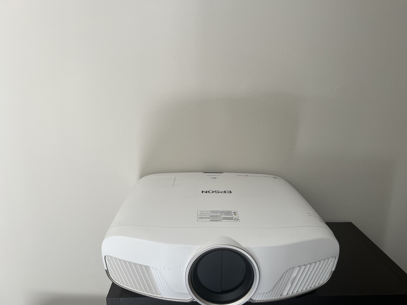 Epson 5040UB купить в Америке, лот 