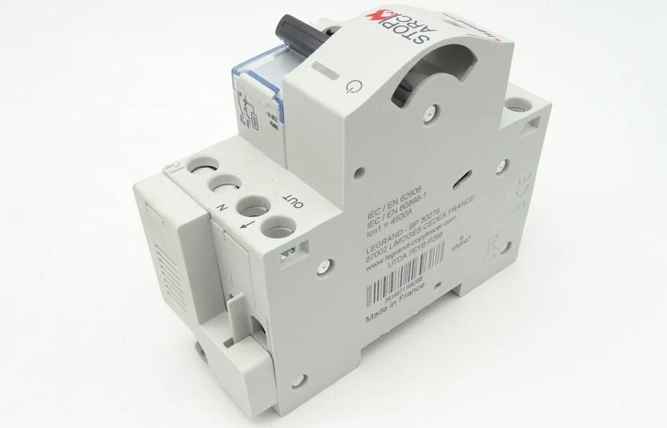 Interruptor de protección contra incendios LEGRAND DX3 415922 AFDD con interruptor LS B16 16A 1P + NR 6kA - Imagen 3 de 4