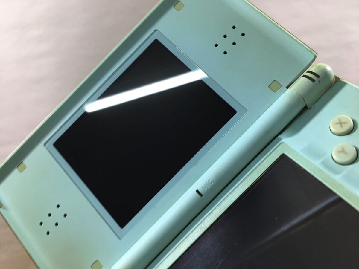 kh4680 Plz Read Item Condi Nintendo DS Lite Ice Blue Console kh4680 Plz Read Item Condi Nintendo DS Lite Ice Blue Console