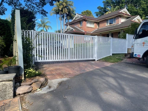 Slat Fences PER SQM - We cut to SIZE & DIY Balustrade 5 Colours - Gates Vertical - Picture 11 of 16