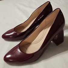EASY SPIRIT WOMEN'S 3IN HEEL SZ 7 M  HIDDEN PLATFORM BURGUNDY PATENT LEATHER