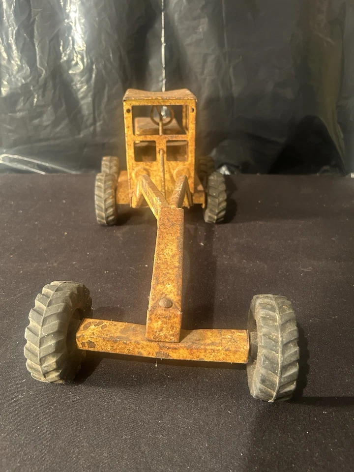 Vintage Pressed Steel Toy Road Grader By Tonka - Image 3 of 4