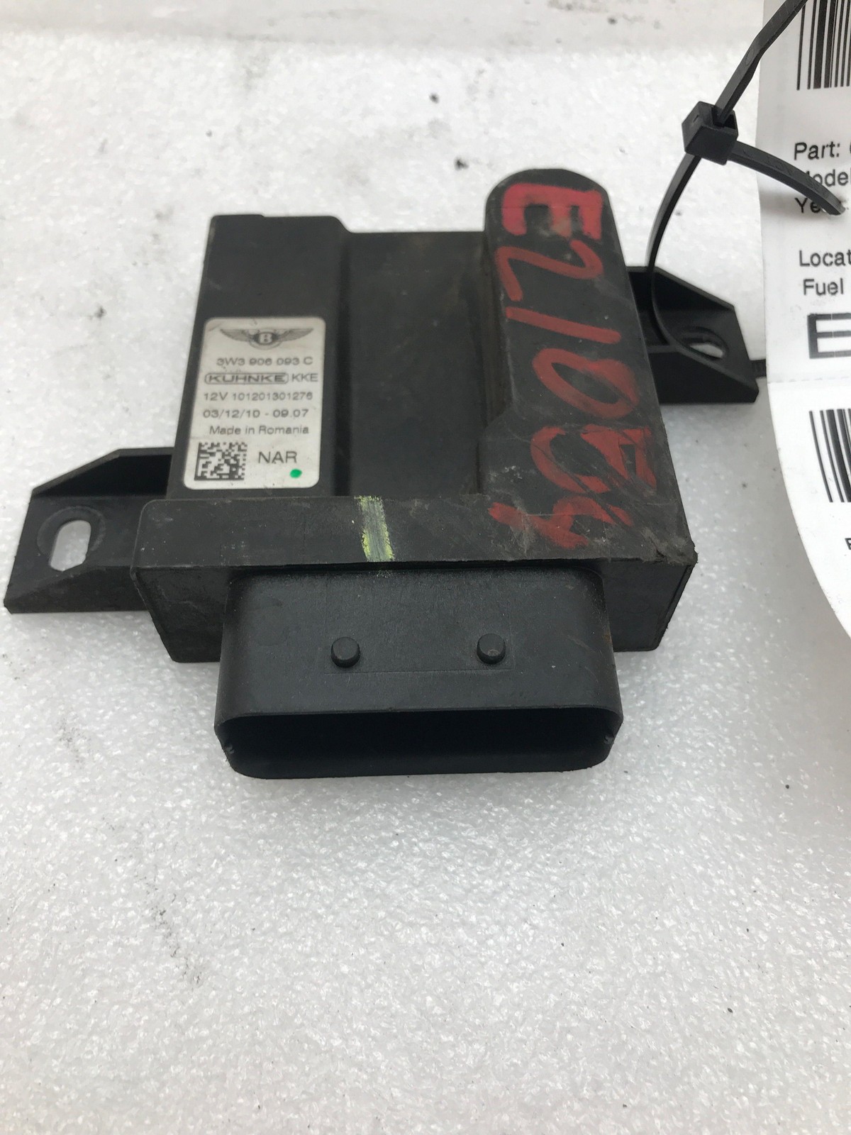 2012 BENTLEY Fuel Pump Control Module PN# 3W3906093C OEM