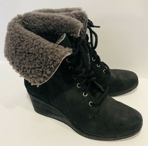 ugg zea boots