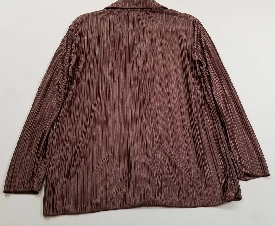 Camisa Top Blusa Top Almost Famous Abotonada Para Mujer Pequeña Marrón Brillo Mangas Largas” Foto 3 de 4