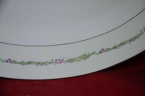 Vintage Theodore Haviland Garden Flower Oval Serving Platter with drip well 14" - Picture 9 of 11