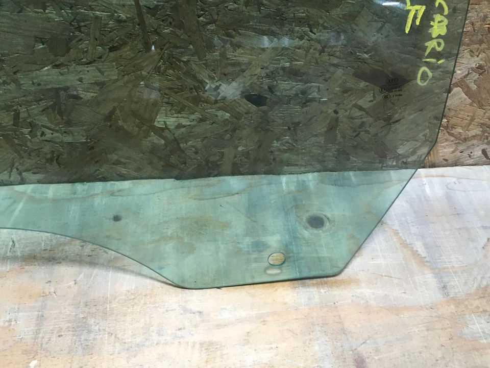 Audi A4 Quattro Cabrio 2005 2x2 puerta delantera izquierda lado del conductor ventana cristal OEM+ Foto 4 de 4