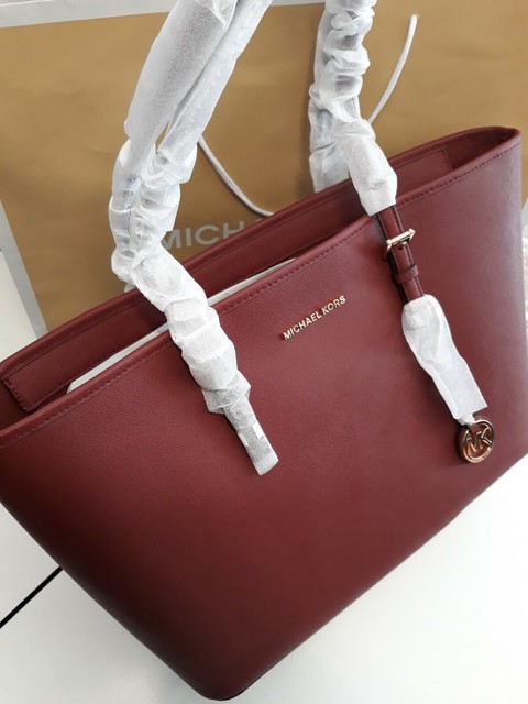 michael kors saffiano jet set tote