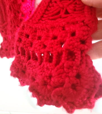 AUTHENTIC VINTAGE 04P CHANEL CROCHET OPEN RED LOGO CARDIGAN