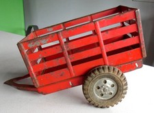 TONKA TOYS FARM STAKE BED RED FARM TRAILER 1950s 5-DOT WHEELS