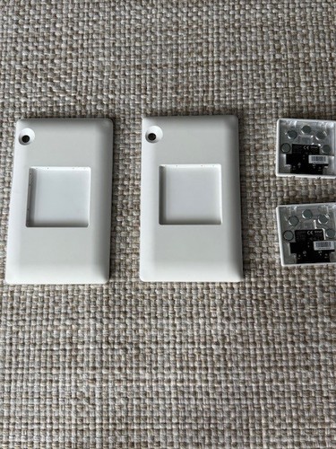 2 iPort 71011 iPad 4 or 5 Case - White with wall mount and POE connections. - 第 2/9 張圖片