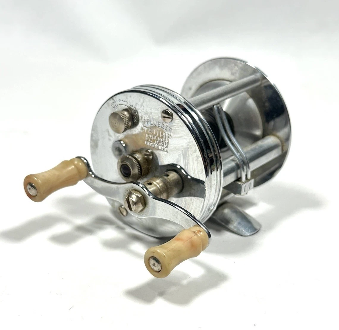 Vieux Moulinet Casting Vintage Japon - Baitcasting Pour Collection