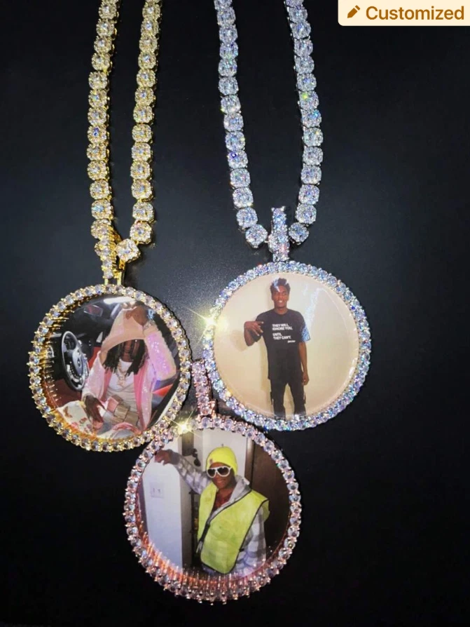 Collar colgante con cadena con foto personalizada - plata u oro Foto 3 de 4