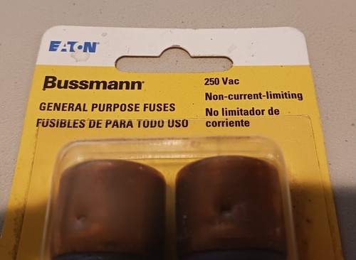 Eaton Bussmann Indicating Fuses 40A, 250V. New. (2pk). Free Shipping. - Picture 3 of 4