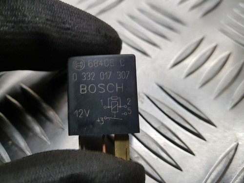 B134 TOYOTA BOSCH Relay Control unit 0332017307 / 68406C - Picture 5 of 5