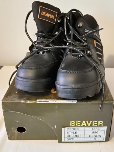 Beaver 550 Safety Boot UK6 Black - Picture 2 of 2