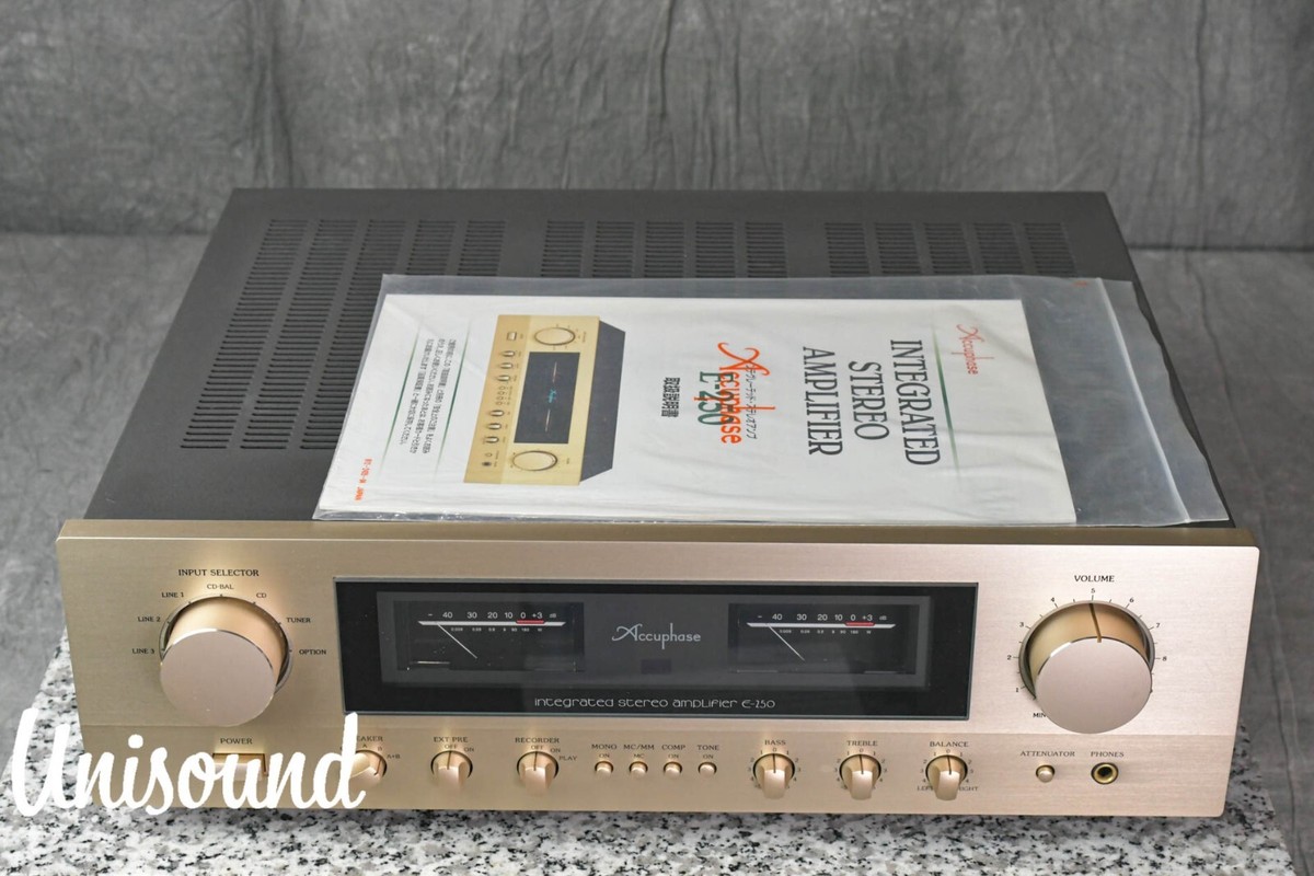 Accuphase E-250 Integrated Stereo Amplifier in Excellent