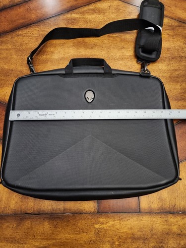 Alienware Vindicator 2.0 Laptop Slim Carrying Case Bag 17" Black awv17sc2.0 - Picture 6 of 12