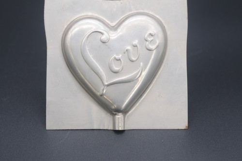 Vntg Aluminum Heart Shaped Sucker Mold Lollipoo Mold Embossed Love Script Valent - Picture 4 of 8