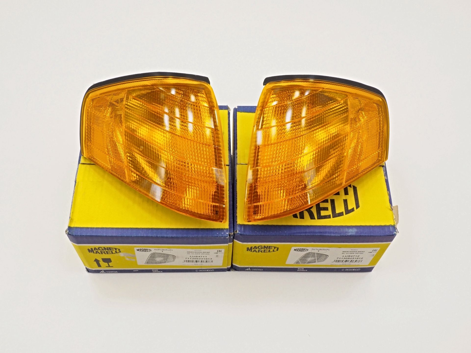 Mercedes-Benz SL R129 Front Left Blinker Light A1298260043 OEM for 