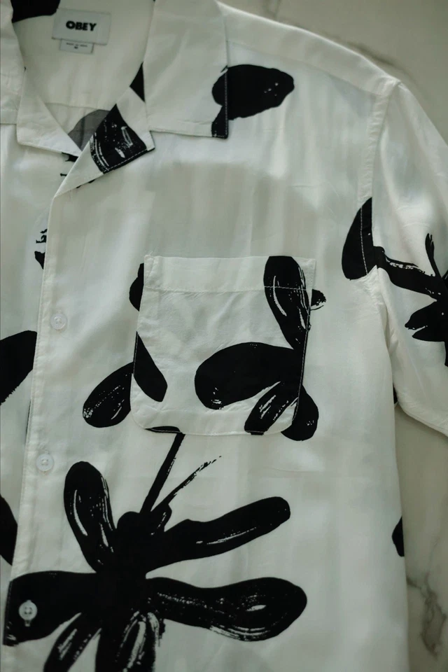 OBEY Men’s M Button-Up Shirt Black White Floral Print Aloha Casual Style - Image 4 of 4
