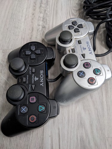 x2 PlayStation 2 Dual Shock 2 DS Control Pads Black & Silver Official PS2 - Picture 2 of 6