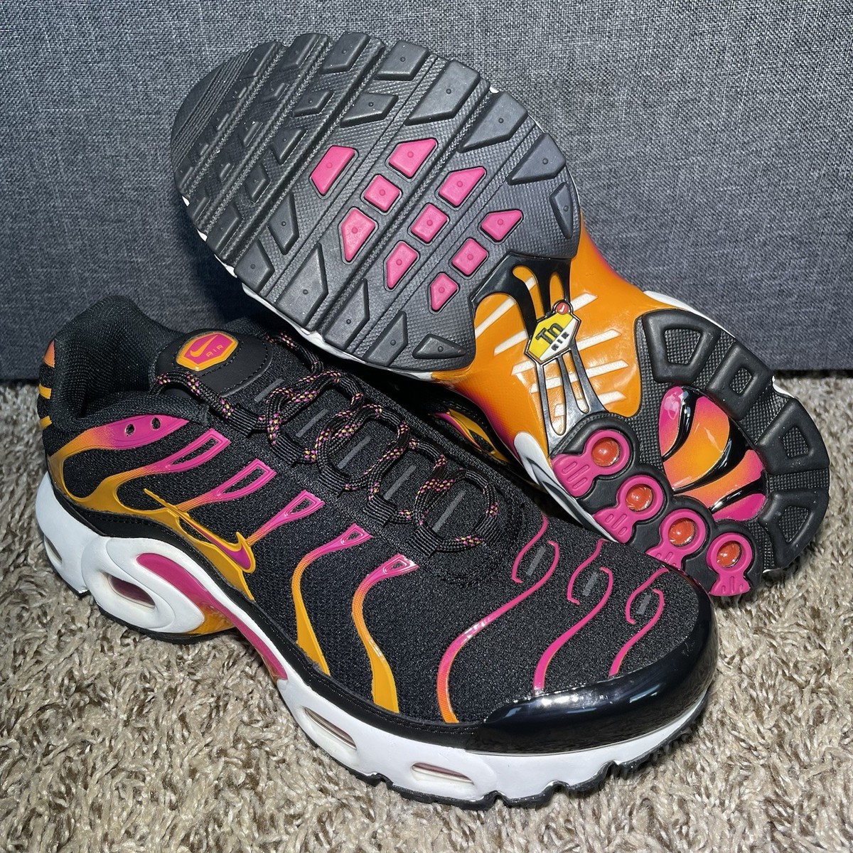 Nike Air Max Plus GS Black Pink White Orange DX9264-001 Size