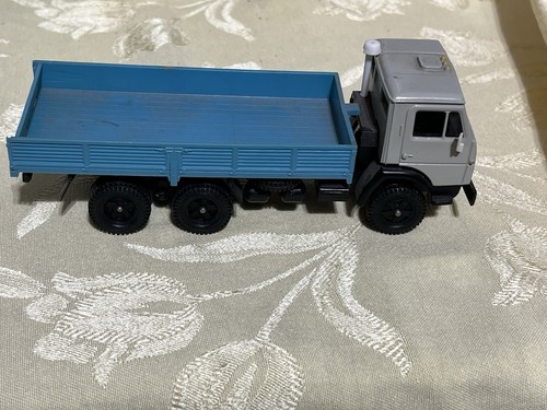 1/43 USSR Kamaz 5320 original Rare Grey Cab with blue flatbed - Imagen 3 de 24