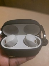 sony wf -1000x m5 truly wireless noise canceling earbuds in excellent condition