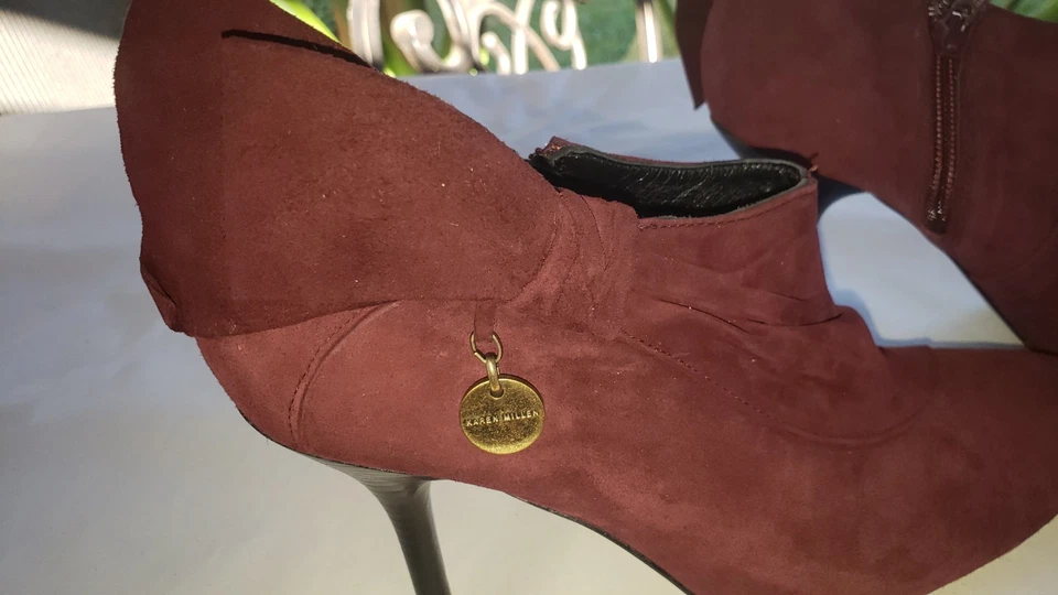 Botas Karen Millen Malva Imitación Gamuza Arcos Talla 39 8.5 Cremallera Sexy Suela de Cuero España Foto 3 de 4