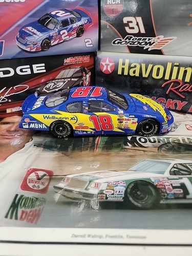 2004 ACTION QVC #18 Bobby Labonte Wellbut 236/360 RARE LOW NUMBER - Picture 7 of 8