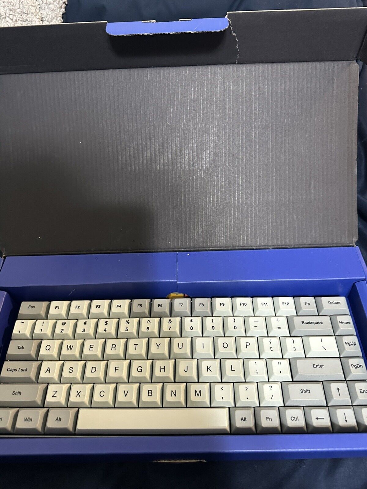 Picture 1 of 6
