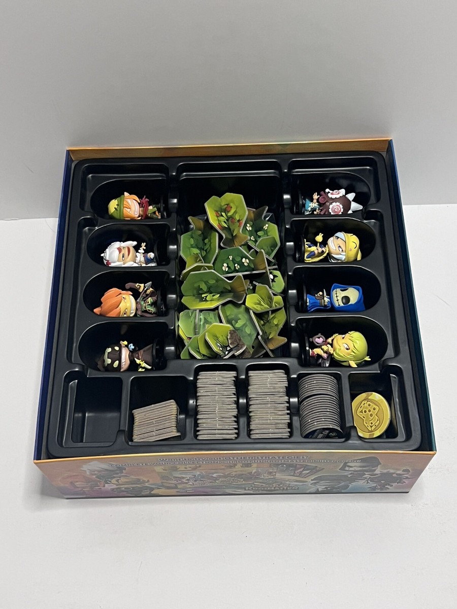 Krosmaster Arena Board Game Ankama Japanime w/ 1 Extra Figure 2013