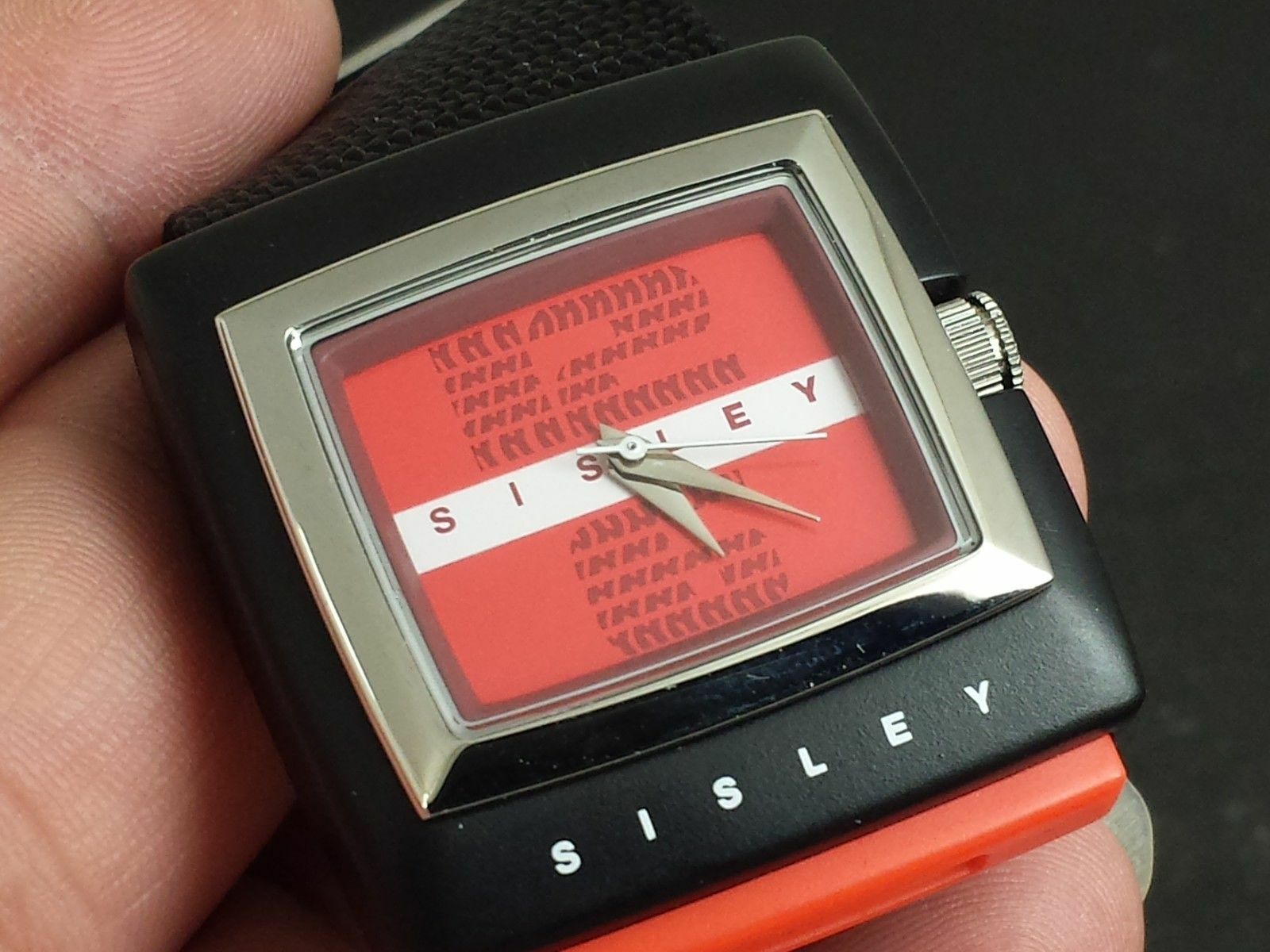 Montre analogique SISLEY WR3 SIS0001 cadran étanche et boîtier acier 41mm